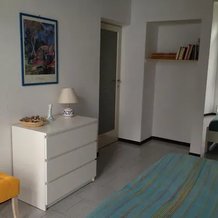 Ombrosa Primo Piano * Nebbiuno